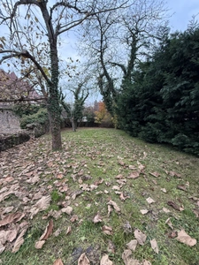 Stone property of 252 m2, with outbuildings, in COUCHES with 1186 m2 of land.
