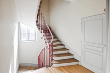 Renovated property of 324 m2 with land in COUCHES (71)
