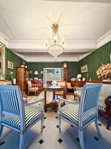 Stone property of 252 m2, with outbuildings, in COUCHES with 1186 m2 of land.