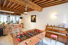 Old house of 201 m2 with land, in COUCHES (71)