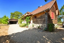 Stone house of 120 m2 with 5112 m2 of land in SAINT EMILAND (71)