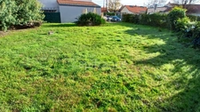 Plot of land of 310.00 m² in Rezé (south of Nantes 44) La Houssais, rare South-East / South-West exposure