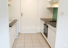 Appartement T3 lumineux à vendre avec Balcon & Garage – Île de Nantes (Quartier Beaulieu / Crapa)