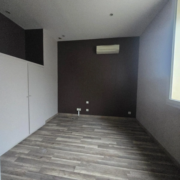APPARTEMENT – 135 m² – TERRASSES – PARKING