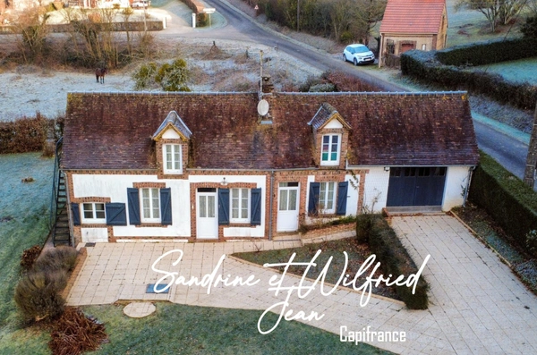 LES GENETTES (61) Maison de campagne 5 pièces avec vaste terrain de plus d'1Ha.