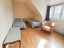 Riec - RARE, hypercentre, PAC, 5 chambres, calme, jardin 1000 m²+, potentiel locatif