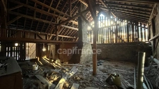 A VENDRE - Ancien corps de ferme à rénover, centre-village du Bouchet-Mont-Charvin (74)