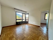 Appartement T2 lumineux avec balcon et parking – THONES (74), Place Avet