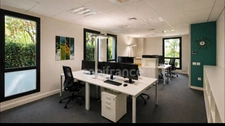 Plateau de Bureaux Moderne 204 m² avec stationnements privatifs couverts et terrasse – Parc des Glaisins (Annecy-le-Vieux)