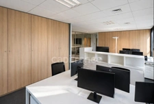Plateau de Bureaux Moderne 204 m² avec stationnements privatifs couverts et terrasse – Parc des Glaisins (Annecy-le-Vieux)