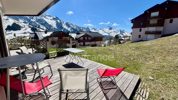 Studio 23m² et sa terrasse, Merdassier (Manigod 74) – Exposition sud et vue sur les montagnes