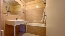 A vendre : Appartement 2 pièces de 36m2 avec balcon et cave dans un cadre d'exception en plein coeur de MANIGOD (74) - Vue montagnes