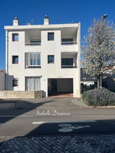 EXCLUSIVITE - Appartement T3 - Duplex lumineux – Dernier étage – Balcon plein sud – Parking – Quartier Arago - Les Sables-d’Olonne