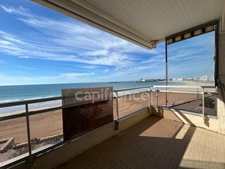 3-room Apartment - Your Cocoon Facing the Ocean - in the Heart of the Sables d'Olonne Embankment