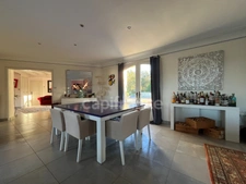 Family property with separate house – swimming pool – 10 minutes from the beaches