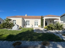 Maison élégante et fonctionnelle - 5 pièces - proche centre-bourg et des plages