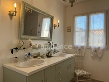 Maison élégante et fonctionnelle - 5 pièces - proche centre-bourg et des plages