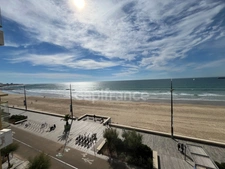 3-room Apartment - Your Cocoon Facing the Ocean - in the Heart of the Sables d'Olonne Embankment