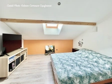 Maison en pierre dans une ancienne grange Brayaude, P5 à SAINT-BONNET-PRES-RIOM (63) avec 4 chambres