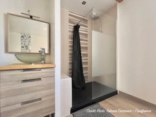 Maison 5 pièces à vendre à SAINT-BONNET-PRES-RIOM (63) avec 4 chambres, terrasse et grand garage.
