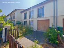 Clermont-Ferrand (63) Croix de Neyrat, Maison familiale avec 4 chambres, garage et jardin à réinventer selon vos envies