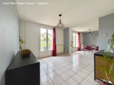 SAINT BEAUZIRE (63) Maison 6 pièces avec suite parentale, 4 chambres, garage, terrasse et jardin