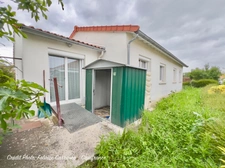 Maison individuelle de plain pied, 5 pièces LE CENDRE (63) avec jardin. Une belle opportunité de rénovation au cœur d'un secteur recherché