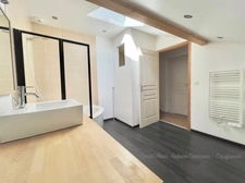 Maison 5 pièces à vendre à SAINT-BONNET-PRES-RIOM (63) avec 4 chambres, terrasse et grand garage.