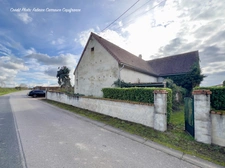 Dpt Allier (03) A vendre à Varennes sur Allier - Longère T6 garages, grande terrasse couverte, terrain clos et arboré de 4621m2