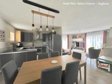 MARINGUES (63) Maison 144 m², Piscine, terrasse bioclimatique, Garage + Carport, jardin arboré