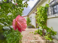 Maison individuelle de plain pied, 5 pièces LE CENDRE (63) avec jardin. Une belle opportunité de rénovation au cœur d'un secteur recherché