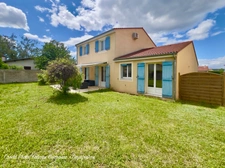 SAINT BEAUZIRE (63) Maison 6 pièces avec suite parentale, 4 chambres, garage, terrasse et jardin