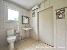Maison individuelle de plain pied, 5 pièces LE CENDRE (63) avec jardin. Une belle opportunité de rénovation au cœur d'un secteur recherché