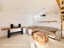 Maison en pierre dans une ancienne grange Brayaude, P5 à SAINT-BONNET-PRES-RIOM (63) avec 4 chambres