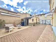Maison à vendre 6 pièces GERZAT (63) Centre-ville Maison familiale de caractère de 145 m² avec terrasse, toit-terrasse, cuisine d'été, garage et cave voûtée