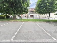 GERZAT (63) OPPORTUNITÉ INVESTISSEUR APPARTEMENT T3 LUMINEUX 60 m² (Loi Carrez) Locataire en place 9 000 €/an Rendement brut 6,50 %
