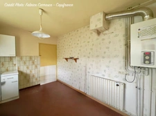 Maison individuelle de plain pied, 5 pièces LE CENDRE (63) avec jardin. Une belle opportunité de rénovation au cœur d'un secteur recherché
