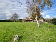 Dpt Allier (03) A vendre à Varennes sur Allier - Longère T6 garages, grande terrasse couverte, terrain clos et arboré de 4621m2