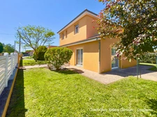 MARINGUES (63) Maison P7, 144 m², Piscine, terrasse bioclimatique, Garage + Carport, jardin 