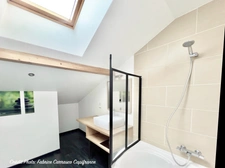 Maison en pierre dans une ancienne grange Brayaude, P5 à SAINT-BONNET-PRES-RIOM (63) avec 4 chambres