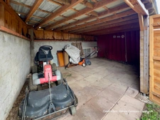 Dpt Allier (03) A vendre à Varennes sur Allier - Longère T6 garages, grande terrasse couverte, terrain clos et arboré de 4621m2