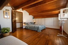 Piscine, 4 chambres, 136 m², jardin, garage et DPE B : une villa prête à vivre qui mérite une visite.