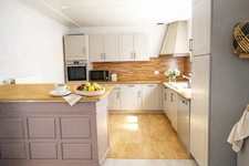 🔥 PIREY – MAISON 135 M² + GRANDS ESPACES DE RANGEMENT + 3 STUDIOS LOUÉS – 990 €/MOIS – 350 000 €