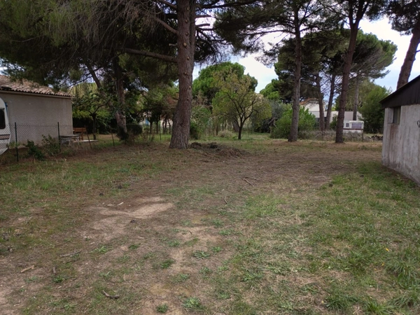  « Là où d’autres voient un terrain… vous verrez votre maison, vos moments, votre histoire. »