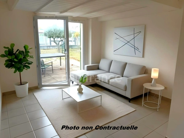 🌴 1. « Béziers – Duplex rare avec jardin + 2 piscines : un vrai petit paradis »