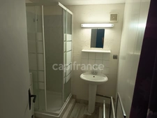 🏡 PIREY – Maison 132 m² + 3 studios loués – Revenus locatifs immédiats – Terrain 772 m²