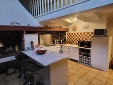 « Agde, la Perle Noire de la Méditerranée : découvrez une maison de caractère rare en centre historique. »