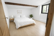 Maison de caractère en pierre – 100 m² – 3 chambres – séjour 45 m² – extérieur 316 m²