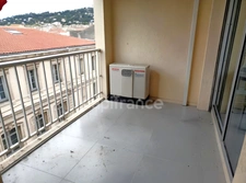 « SETE T2 premium rénové – Terrasse plein sud – À 2 min de tout »
