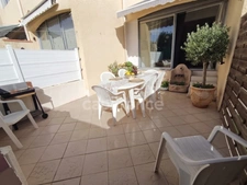 🌊 **Grau d’Agde – À seulement 500 m de la plage, découvrez ce grand studio lumineux avec terrasse plein Sud de 20 m² et parking privatif, idéal en résidence secondaire ou investissement locatif !**